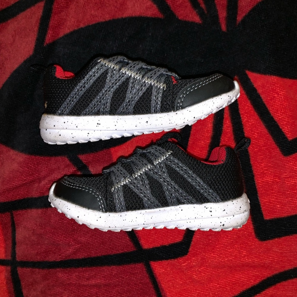 Toddler shoes
